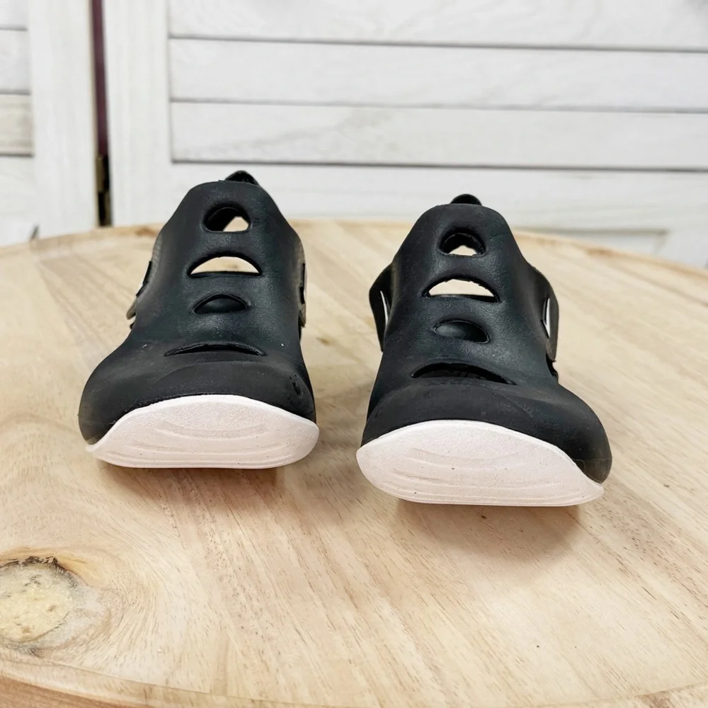 Nike‎ Sunray Project 3 Rubber Sandals Black White Toddler 8